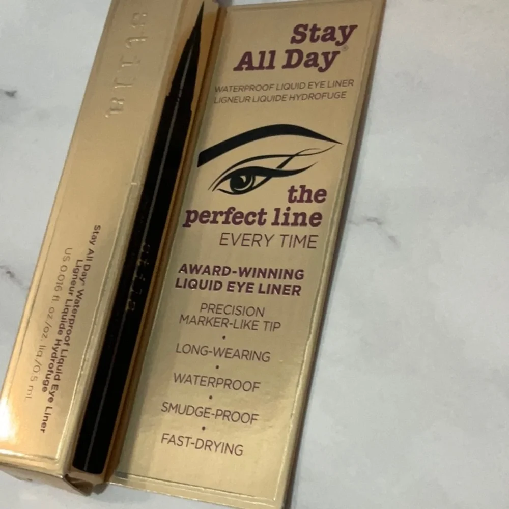 New Stila Stay All Day Waterproof Liquid Eyeliner
